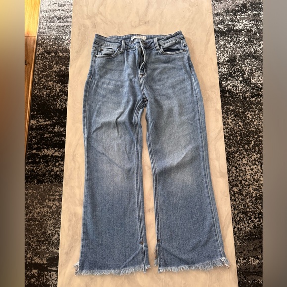 Hidden jeans. Size 28. Cropped fringe bottom - Picture 1 of 1